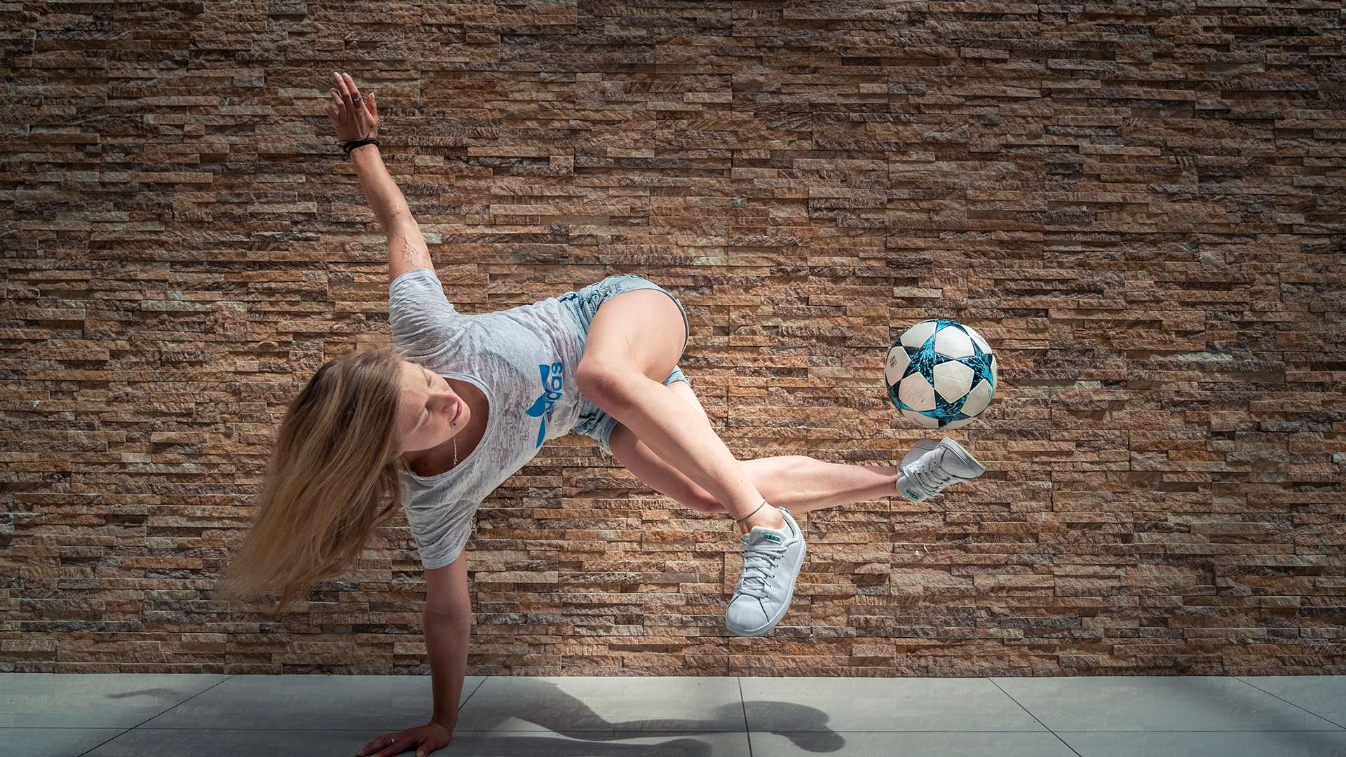 英足总考虑聘请罗杰斯接替辞职的若索斯盖特职位